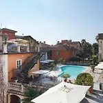 Residenza Dei Fiori Апарт-отель Каннеро-Ривьера