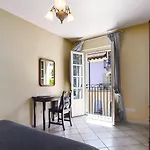 Residenza Dei Fiori Апарт-отель 4*