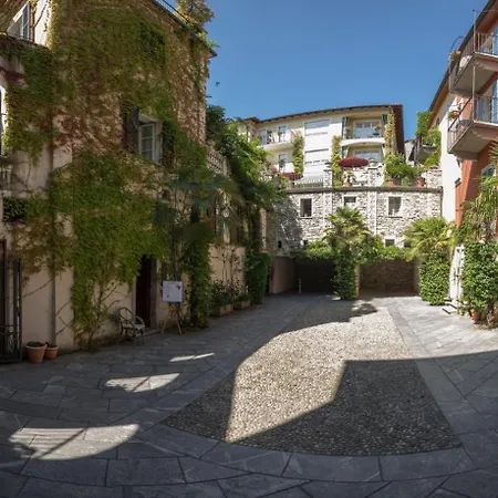 Ξενοδοχείο με διαμερίσματα Residenza Dei Fiori 4*