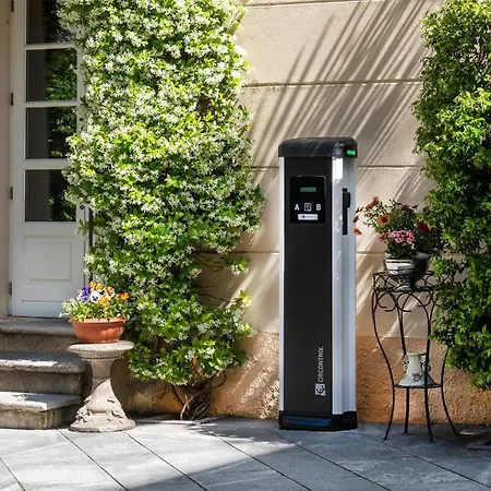 Hotel apartamentowy Residenza Dei Fiori Cannero Riviera