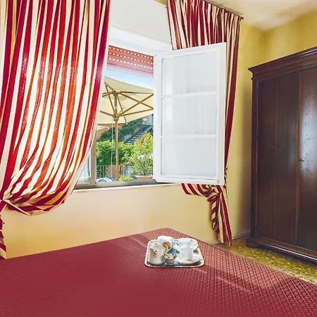 Aparthotel Residenza Dei Fiori Cannero Riviera