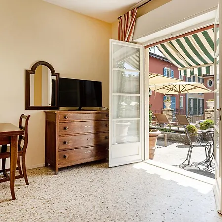 Aparthotel Residenza Dei Fiori *