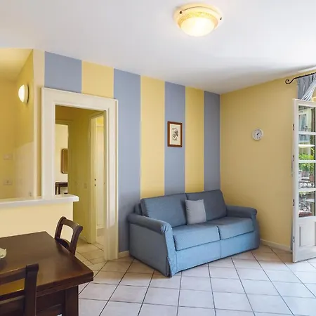Aparthotel Residenza Dei Fiori Cannero Riviera