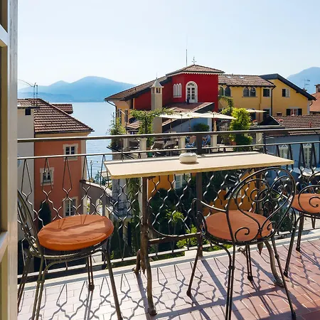 Residenza Dei Fiori Hotel apartamentowy Cannero Riviera