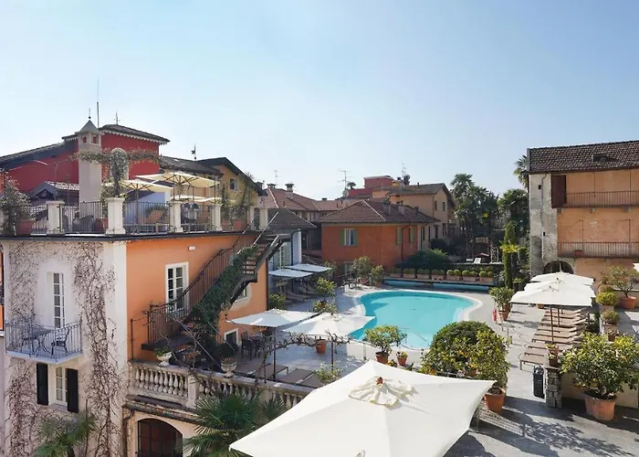 Residenza Dei Fiori Lägenhetshotell Cannero Riviera