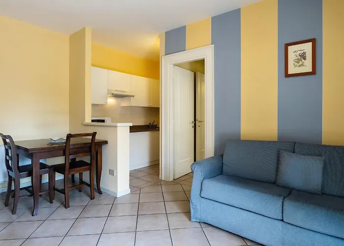 Lägenhetshotell Residenza Dei Fiori Cannero Riviera