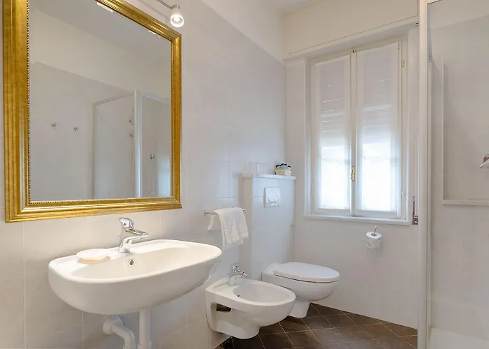 Apartmanhotel Residenza Dei Fiori Cannero Riviera