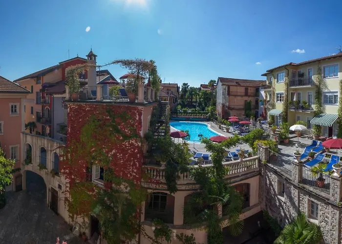 Residenza Dei Fiori 4*